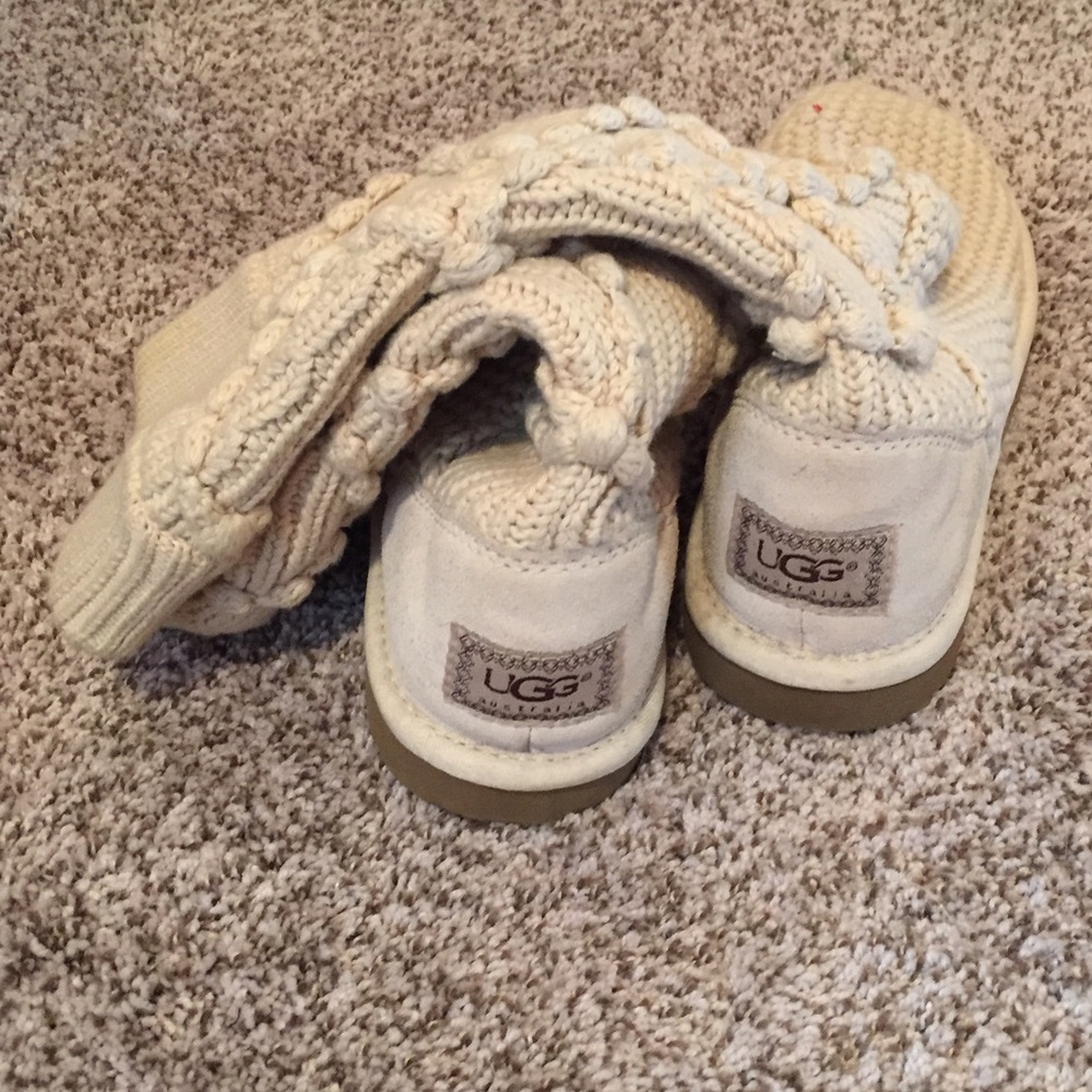 Ugg sweater boots